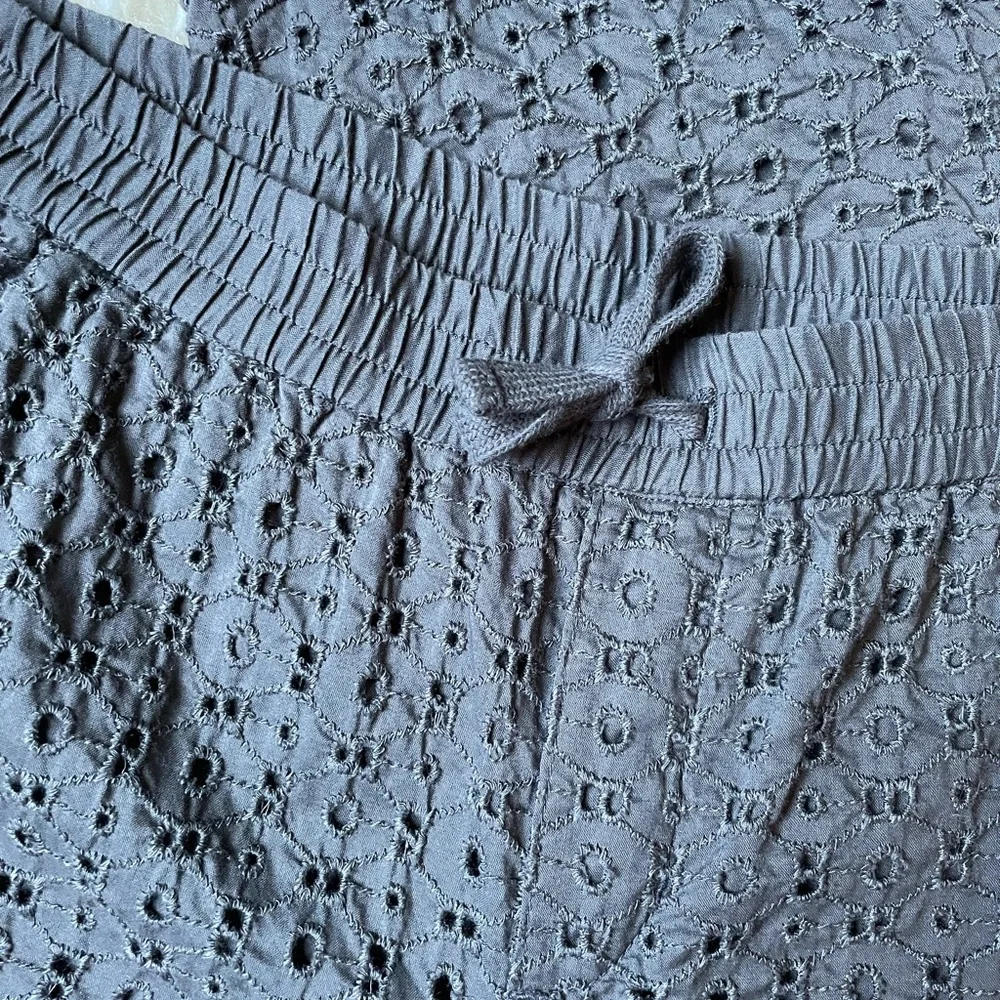 Gap Gray Crochet Pants Sz XL